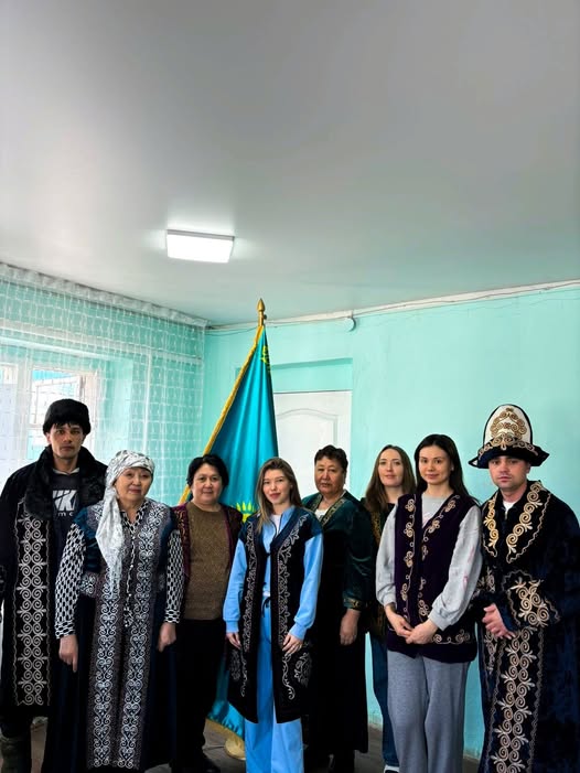 "СҚО әкімдігінің ветеринария басқармасы" КММ "Тимирязев ауданының Ветеринарлық станциясы" ШЖҚ МКК ұжымы Ұлттық киім күнімен құттықтайды!